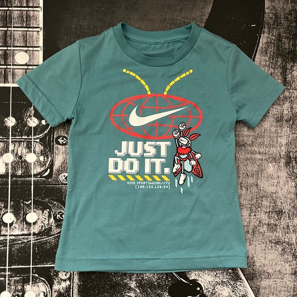 NWT Nike 2pc Set - Picture 3 of 6